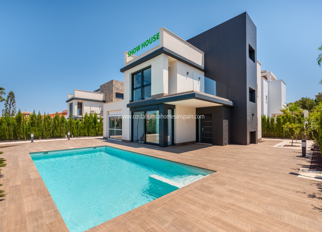 New Build - Detached Villa - Playa Paraiso