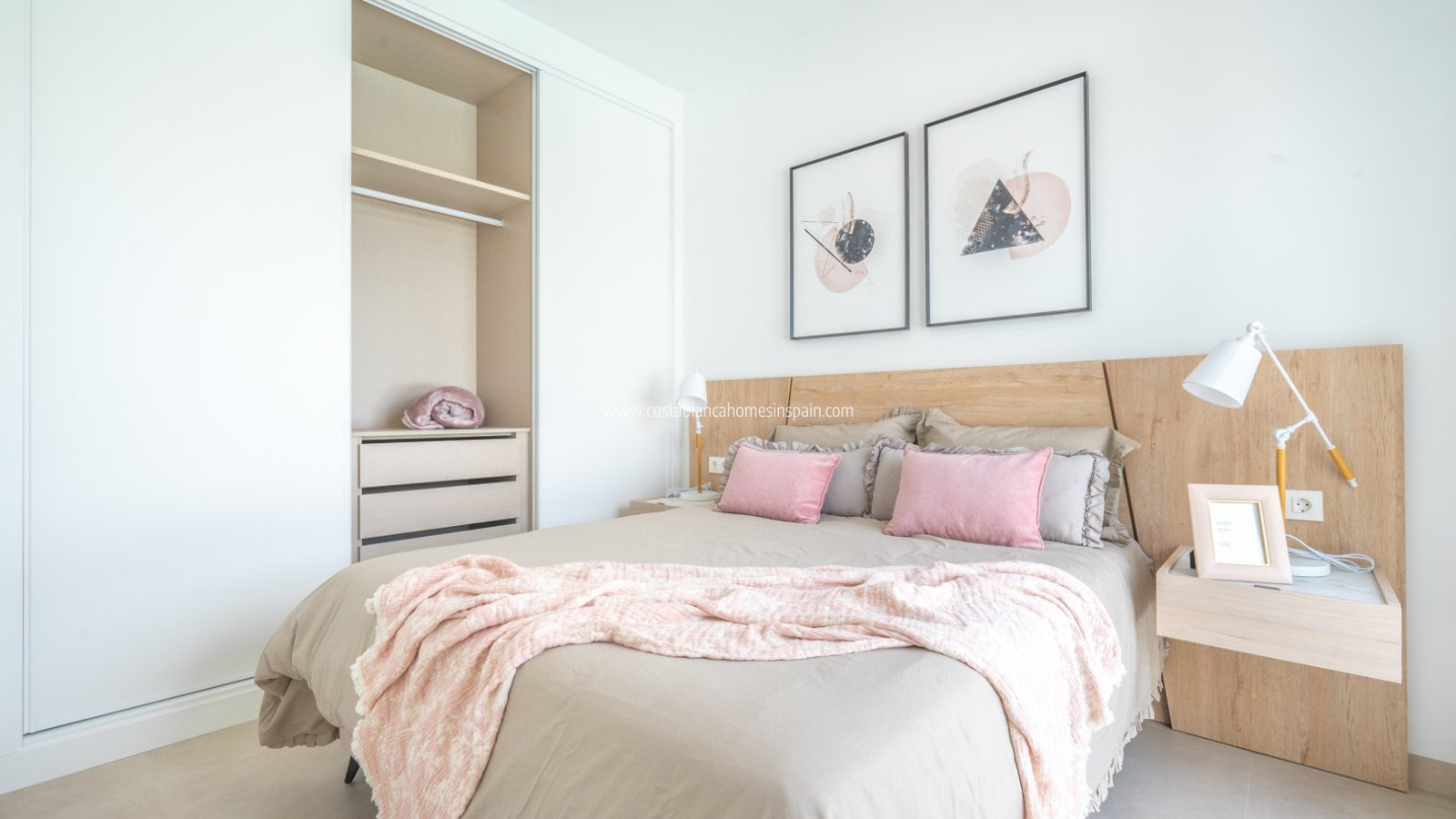 New Build - Detached Villa - Roldan