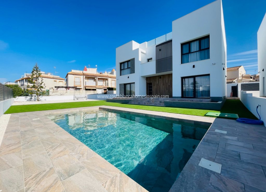 New Build - Detached Villa - Torrevieja