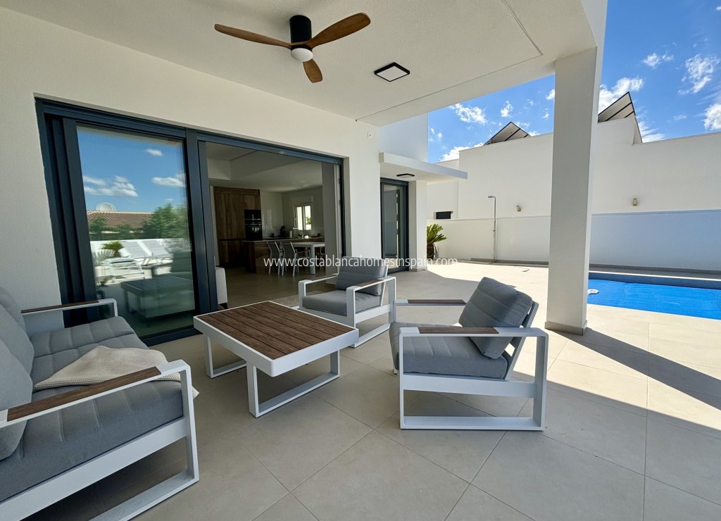 Nouvelle construction - Detached Villa - Benijófar