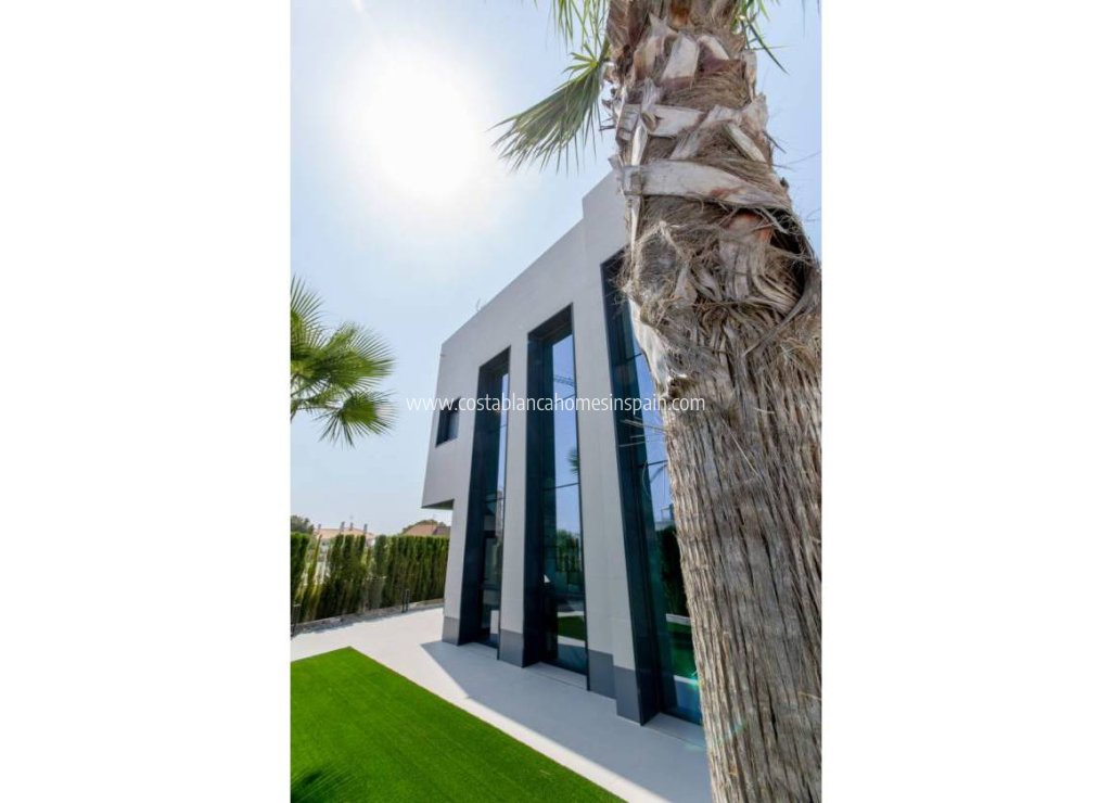 Nouvelle construction - Detached Villa - Campoamor