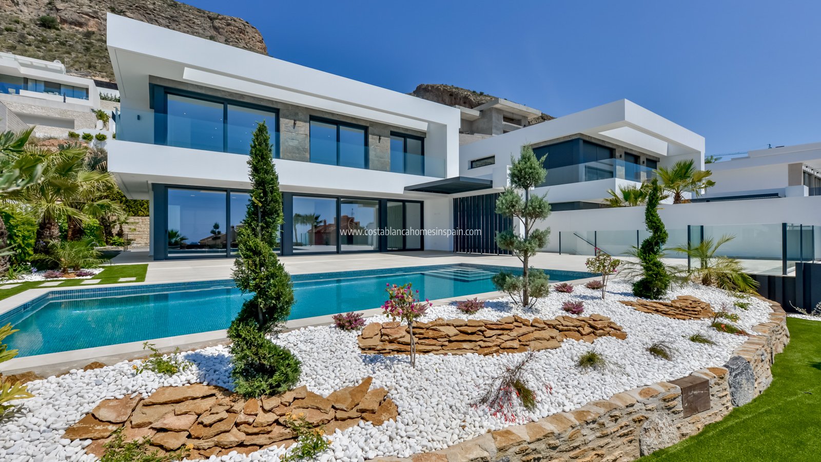 Nouvelle construction - Detached Villa - Finestrat