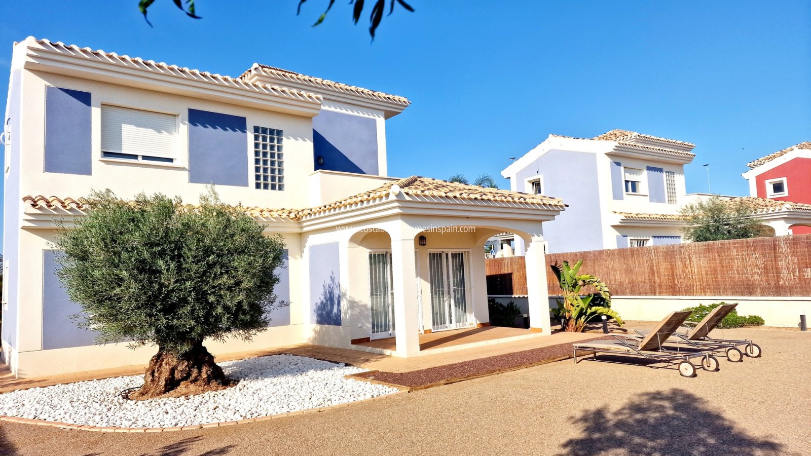 Nouvelle construction - Detached Villa - Purias