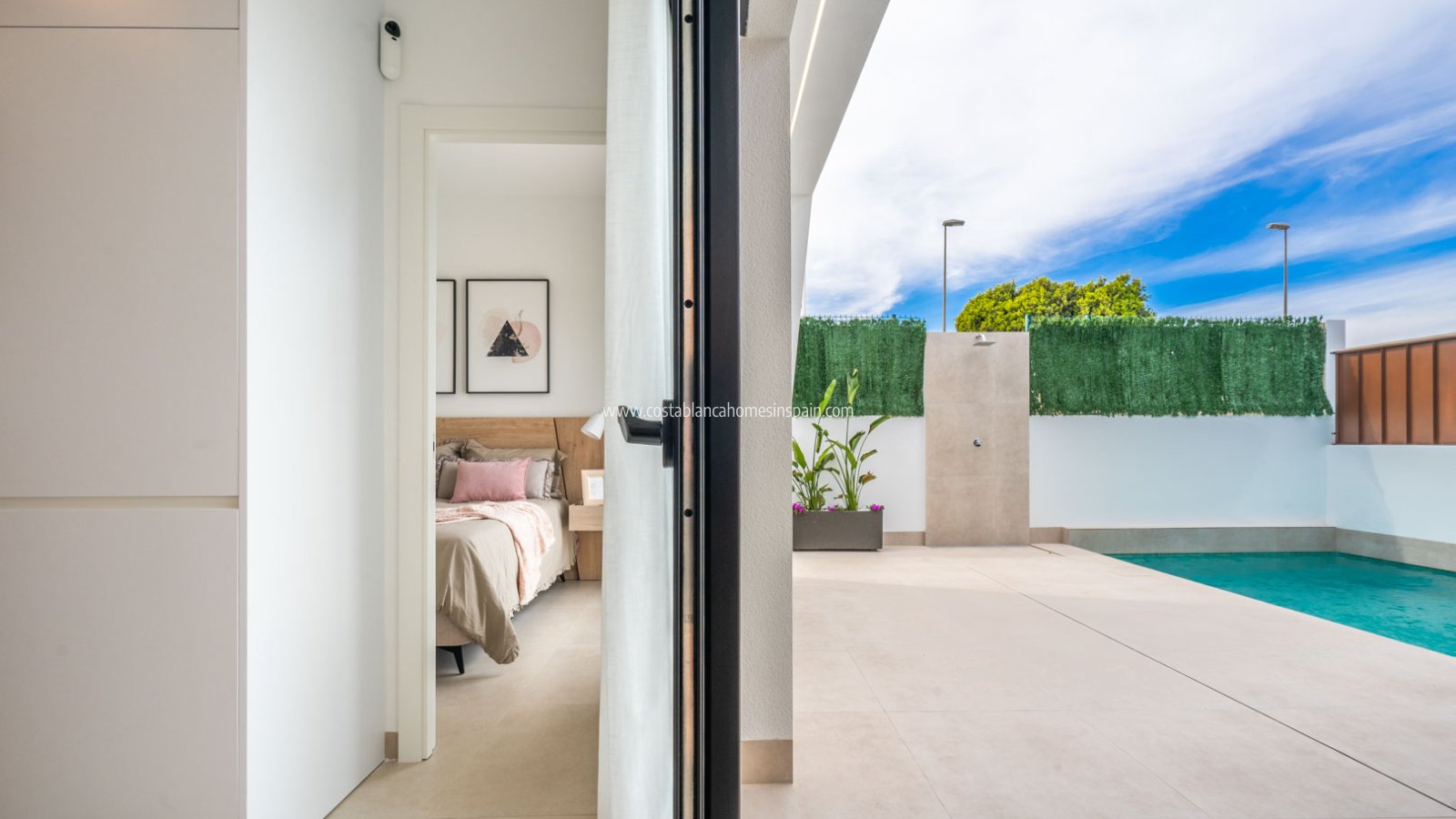 Nouvelle construction - Detached Villa - Roldan