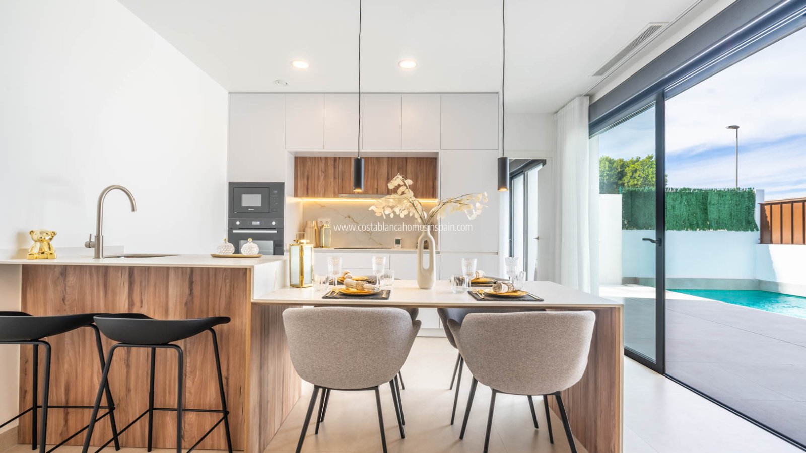 Nouvelle construction - Detached Villa - Roldan