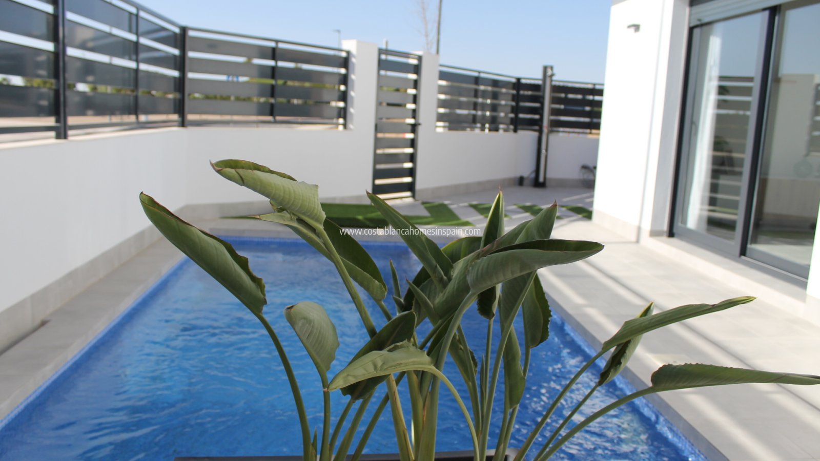 Nouvelle construction - Detached Villa - Roldan