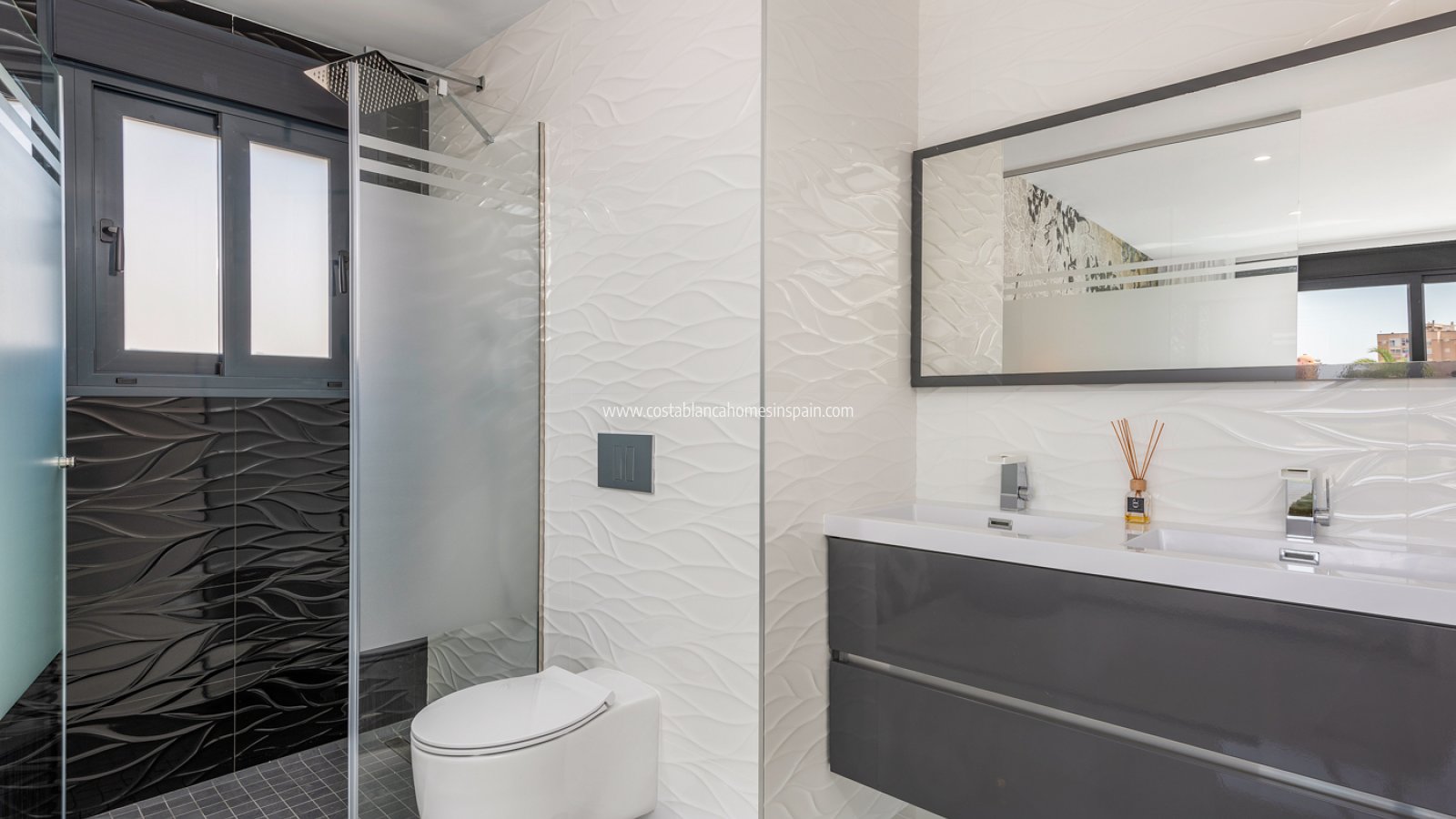 Nybygg - Detached Villa - Playa Paraiso