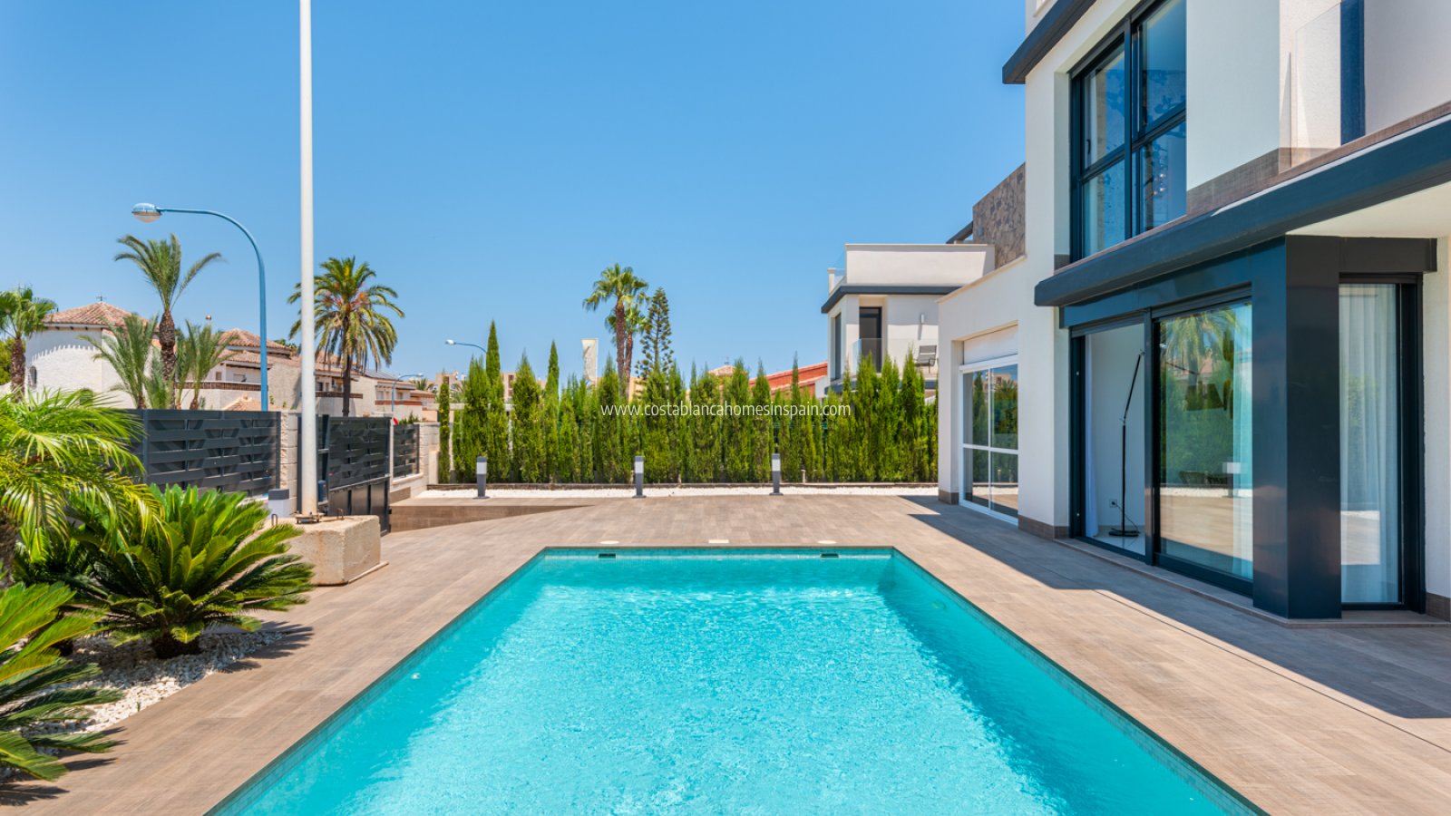 Nybygg - Detached Villa - Playa Paraiso