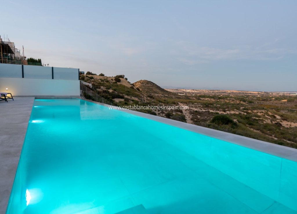 Nybygg - Detached Villa - Rojales