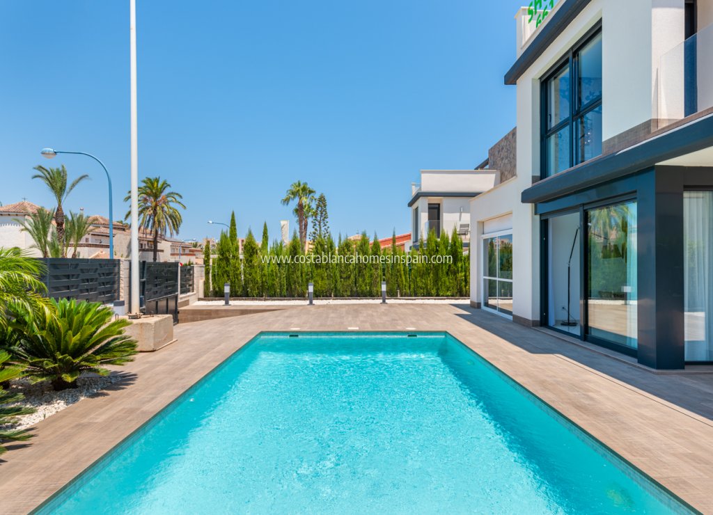 Obra Nueva - Detached Villa - Playa Paraiso