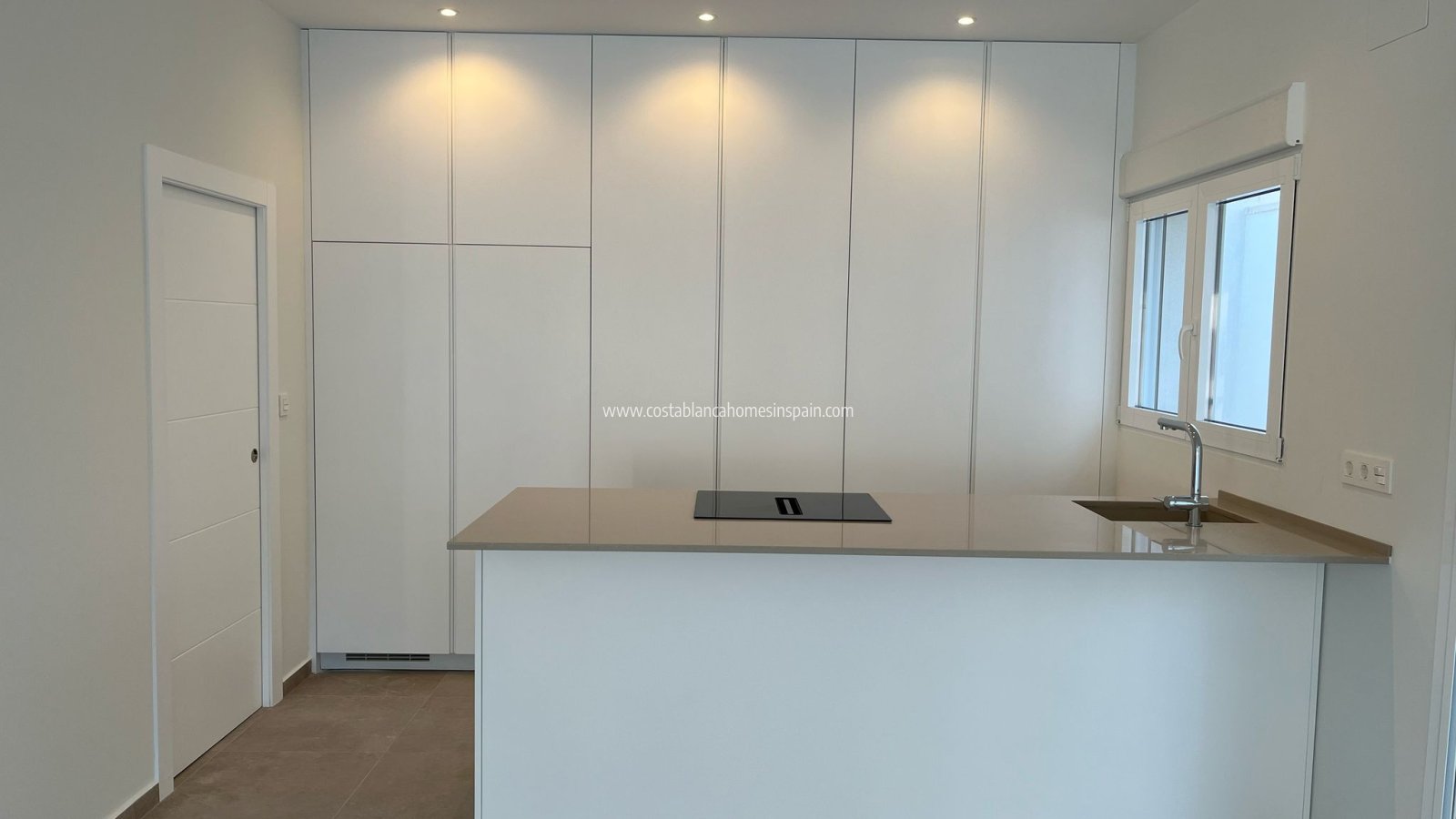 Obra Nueva - Townhouse - La Romana - LA ROMANA