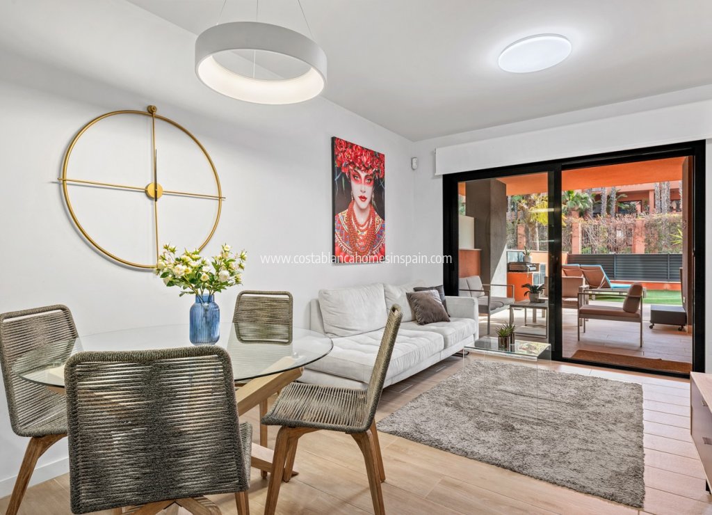 Re-salg - Apartment - Orihuela Costa - Villamartín