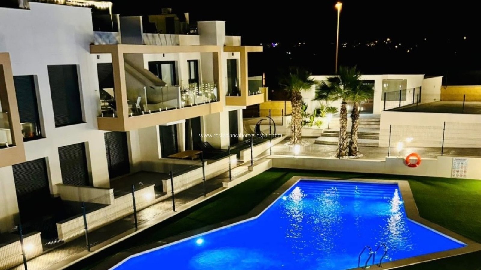 Re-salg - Apartment - Orihuela Costa - Villamartin