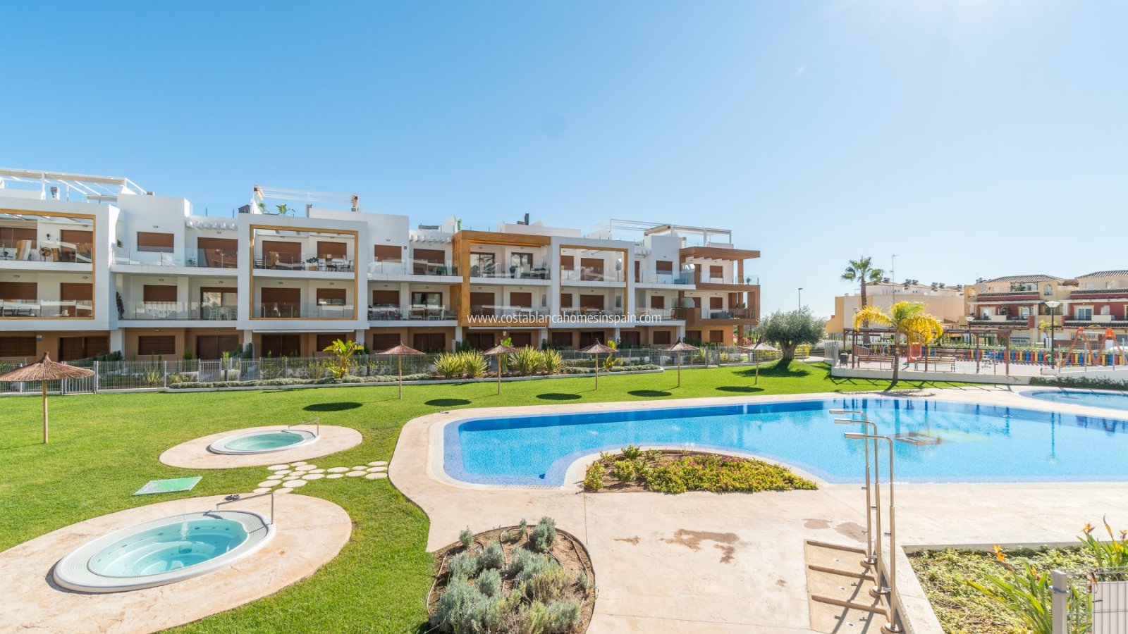 Re-salg - Apartment - Orihuela Costa - Villamartin