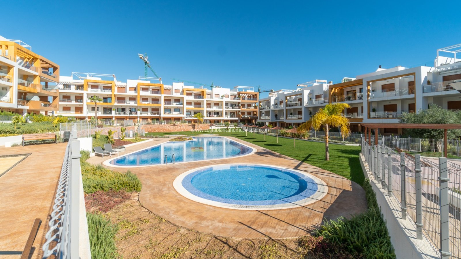 Re-salg - Apartment - Orihuela Costa - Villamartin
