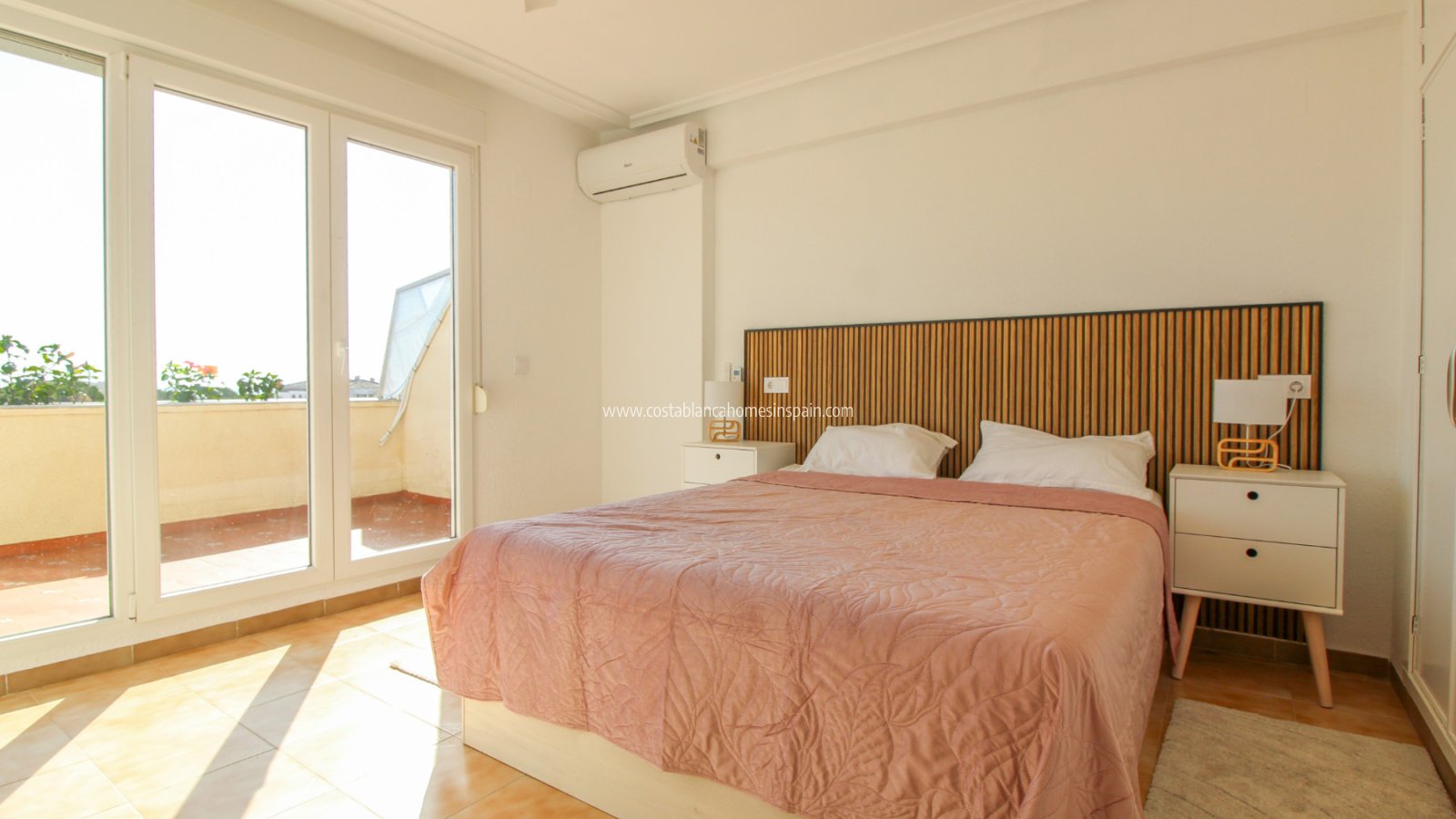 Re-salg - Apartment - Punta Prima - Beachside