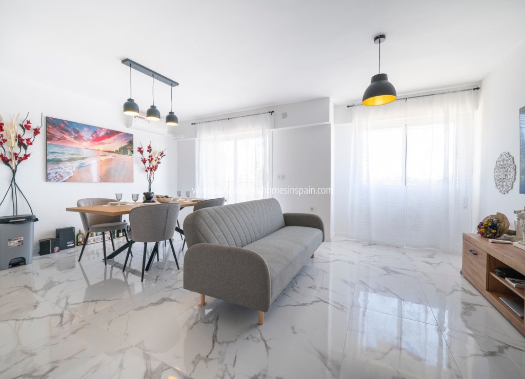 Re-salg - Apartment - Punta Prima