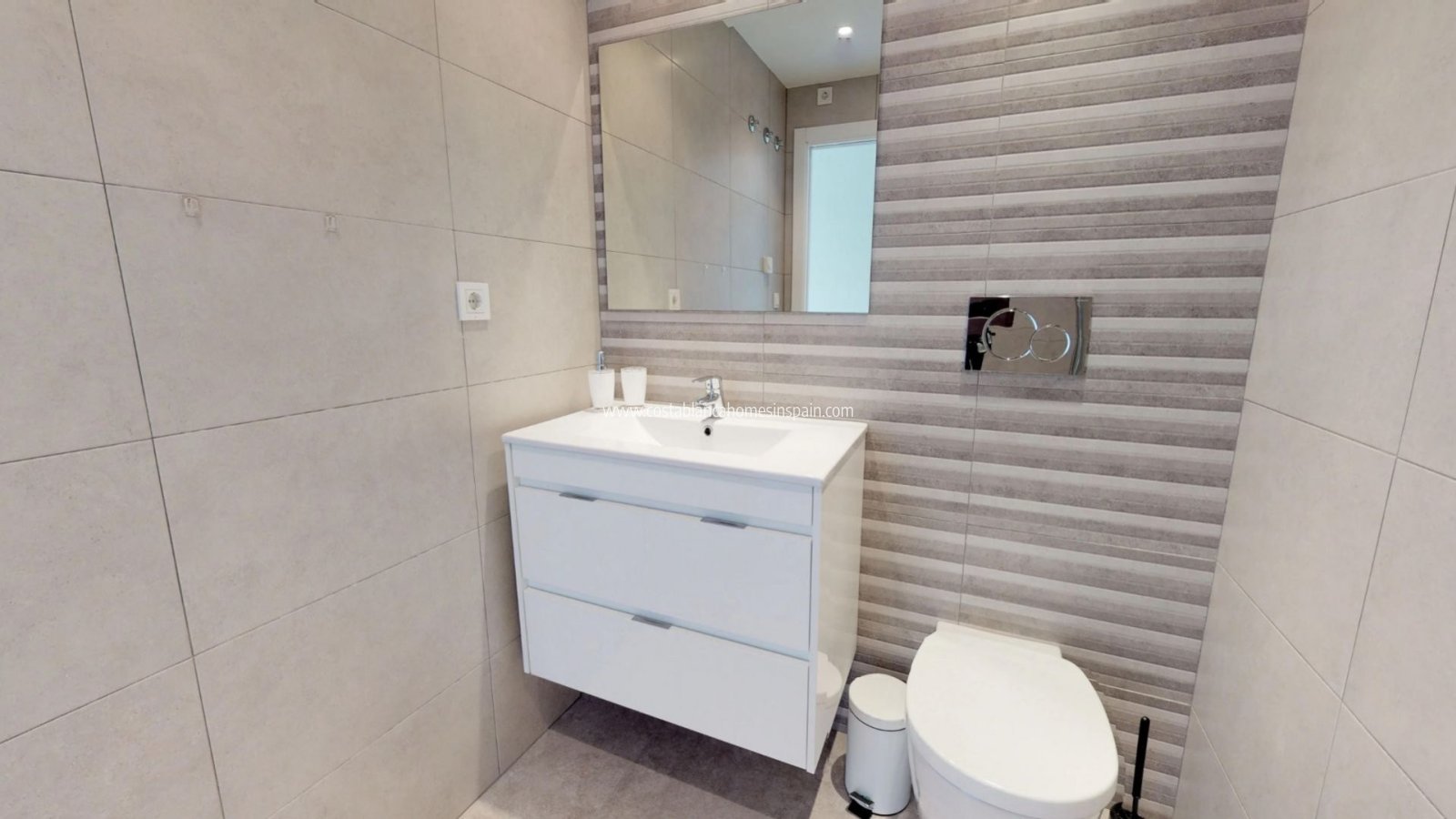 Re-salg - Apartment - Torrevieja - Aguas Nuevas