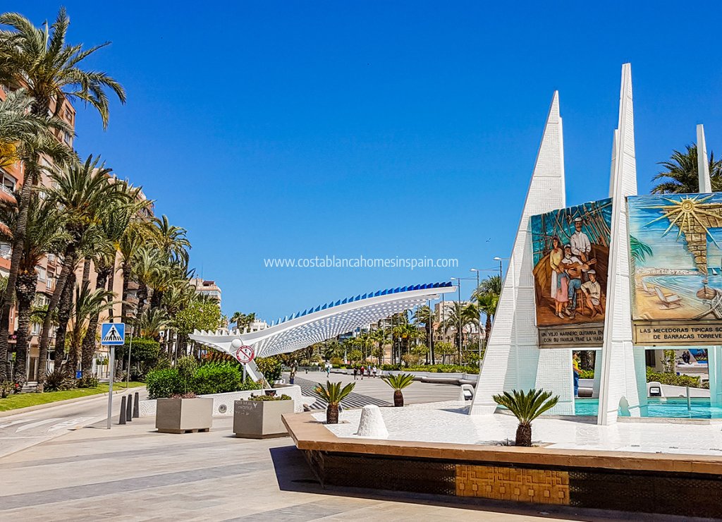 Re-salg - Apartment - Torrevieja - Beach