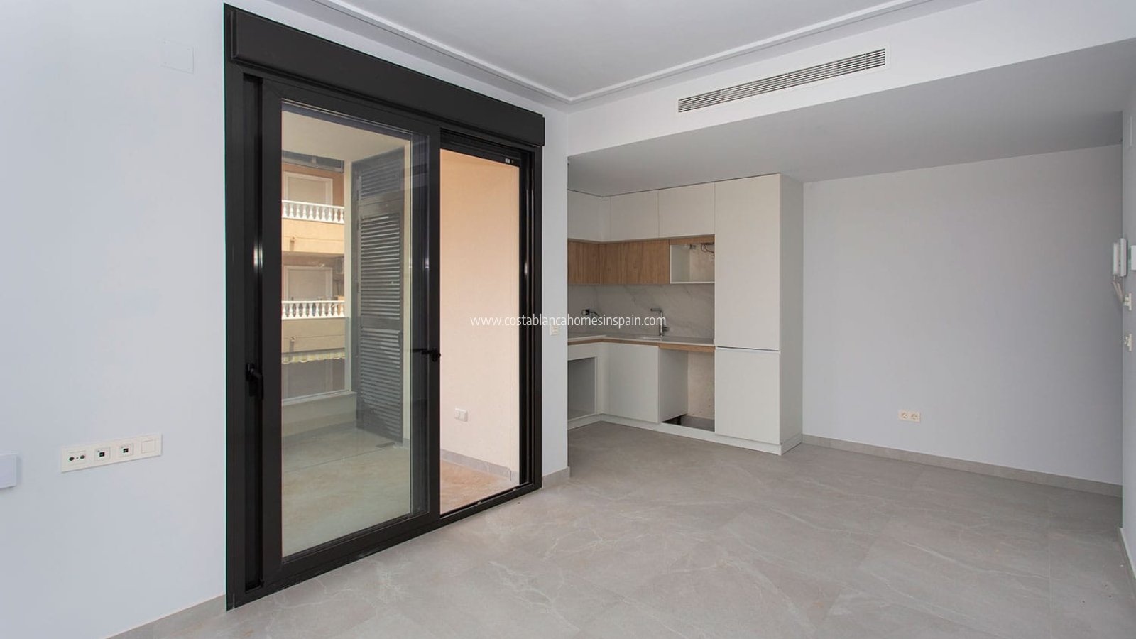 Re-salg - Apartment - Torrevieja - Beach