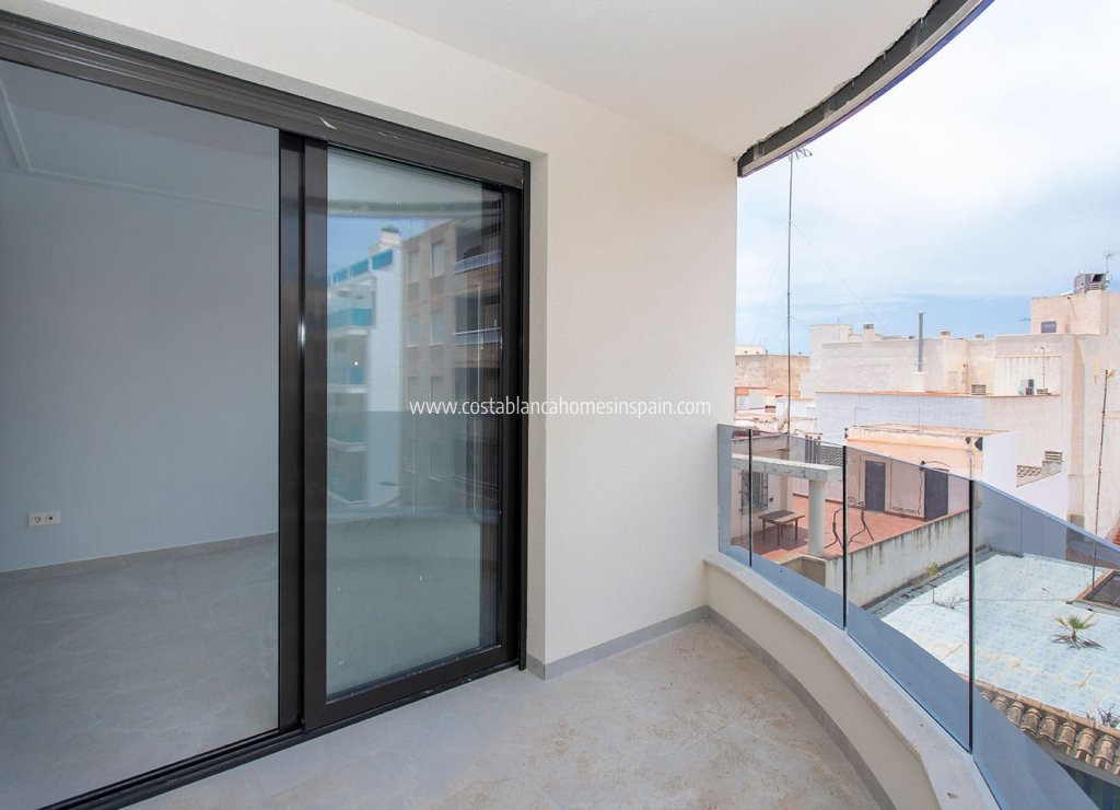 Re-salg - Apartment - Torrevieja - Beach