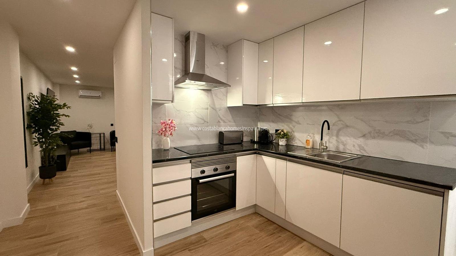 Re-salg - Apartment - Torrevieja - Centro