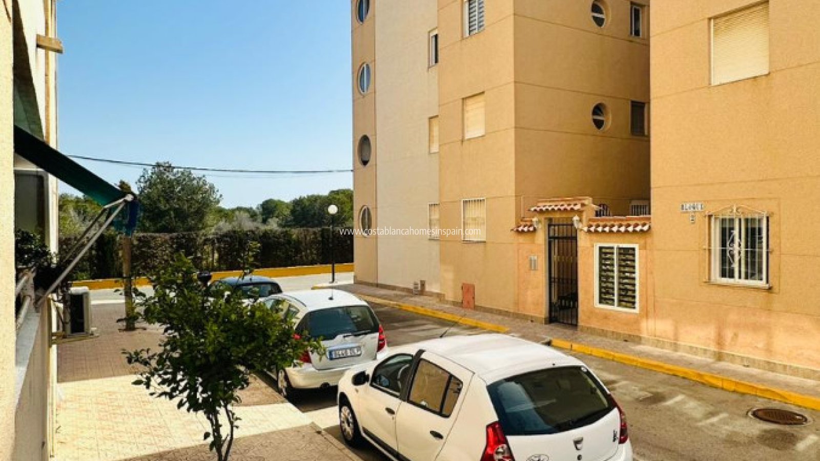 Re-salg - Apartment - Torrevieja - Urbanización San Luis