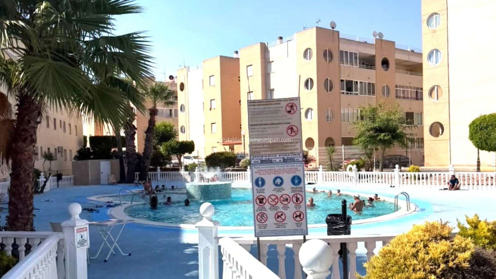 Re-salg - Apartment - Torrevieja - Urbanización San Luis