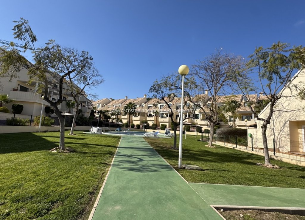 Re-salg - Apartment - Villamartin - CAMPOAMOR GOLF
