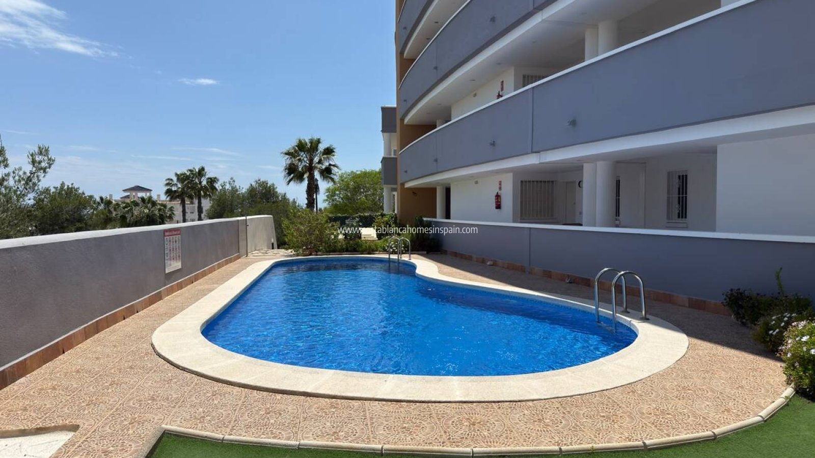 Re-salg - Apartment - Villamartin - La Fuente