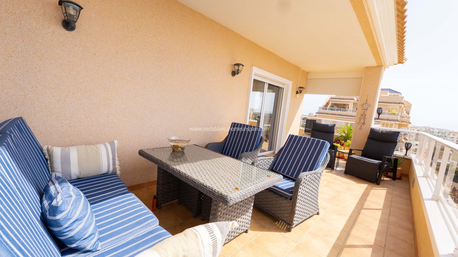 Re-salg - Apartment - Villamartin