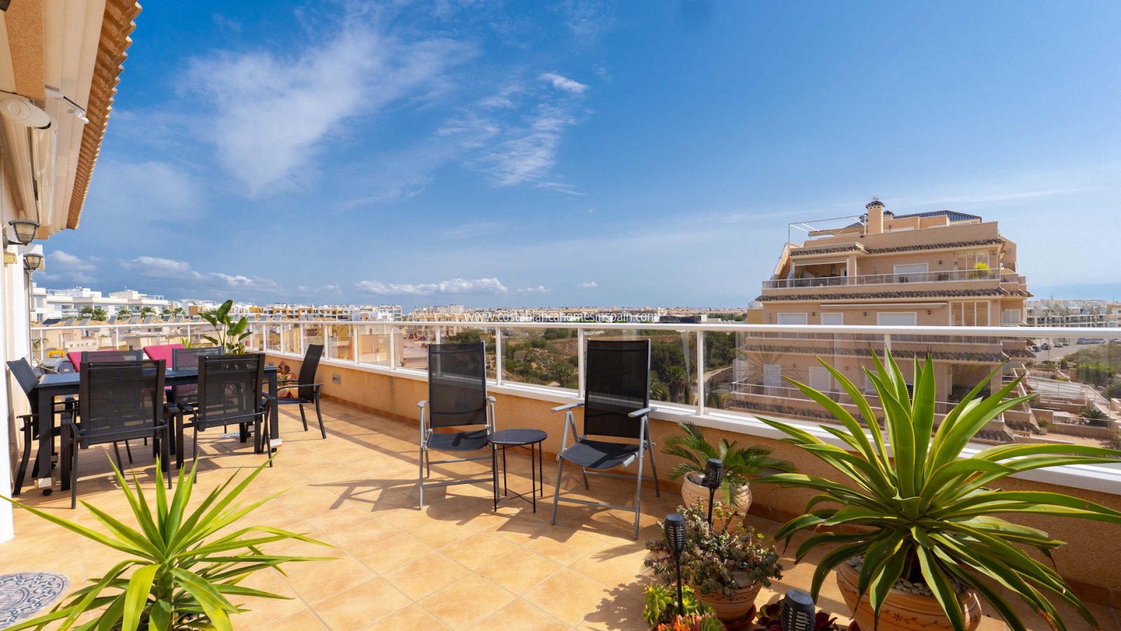 Re-salg - Apartment - Villamartin