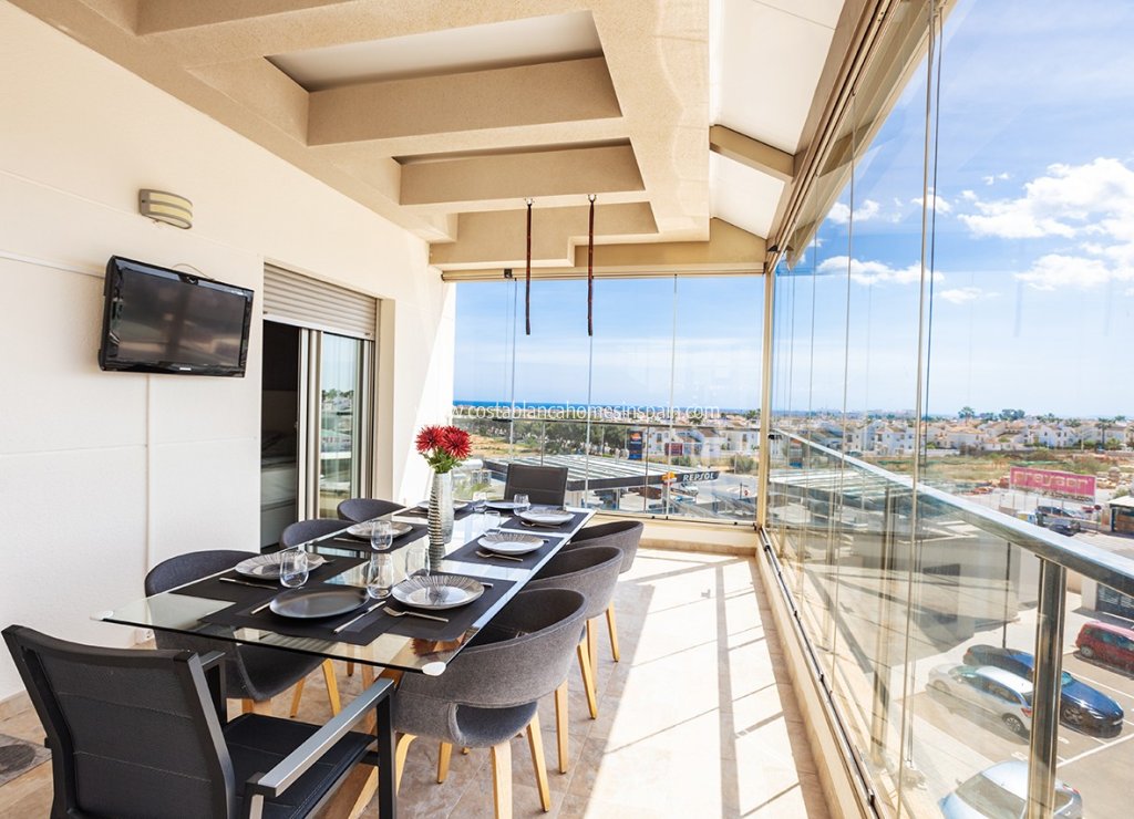 Re-salg - Apartment - Villamartin