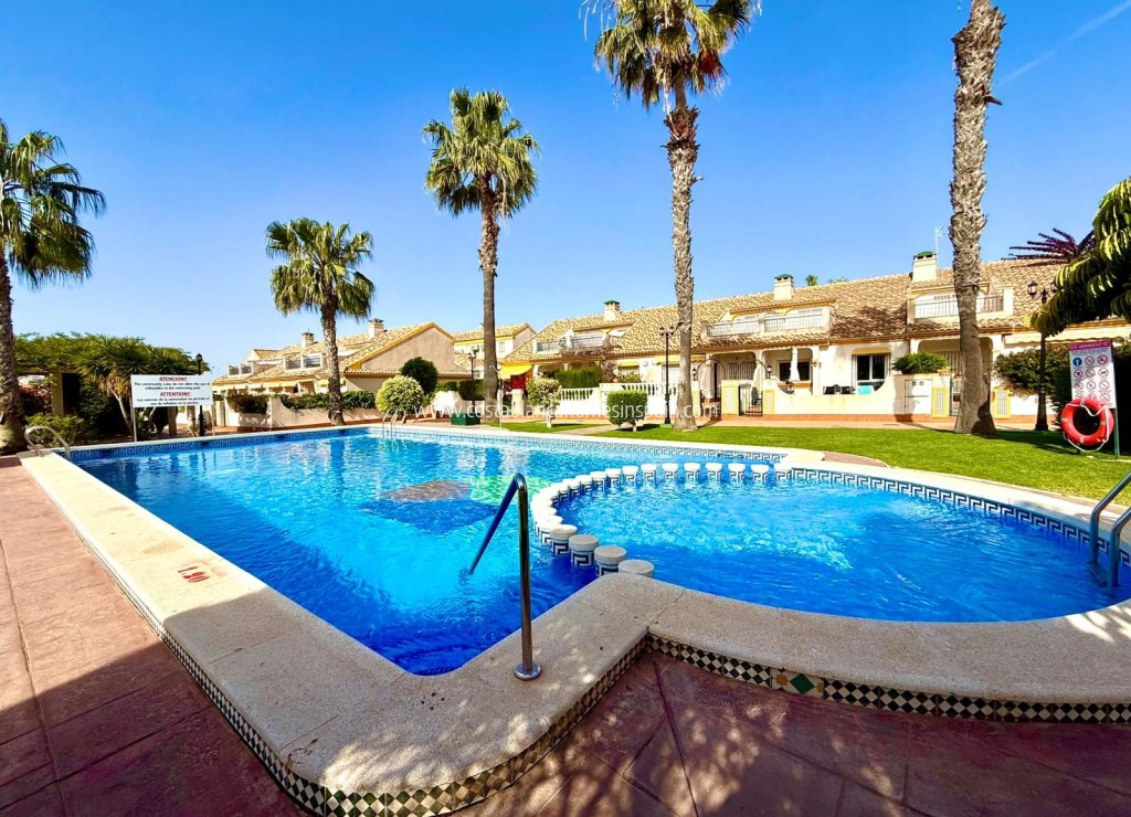 Re-salg - Bungalow - Cabo Roig
