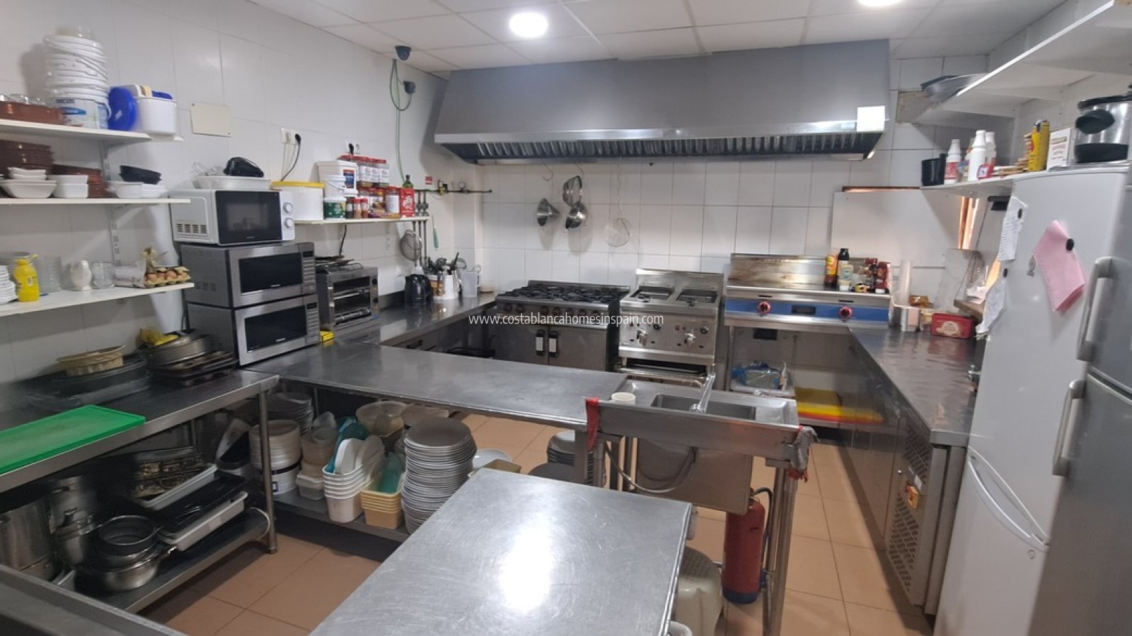 Re-salg - Commercial - Villamartin - Orihuela Costa