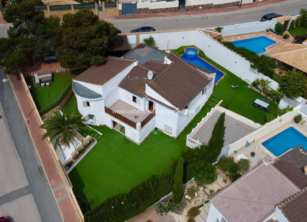 Re-salg - Detached Villa - Los Balcones - Torrevieja