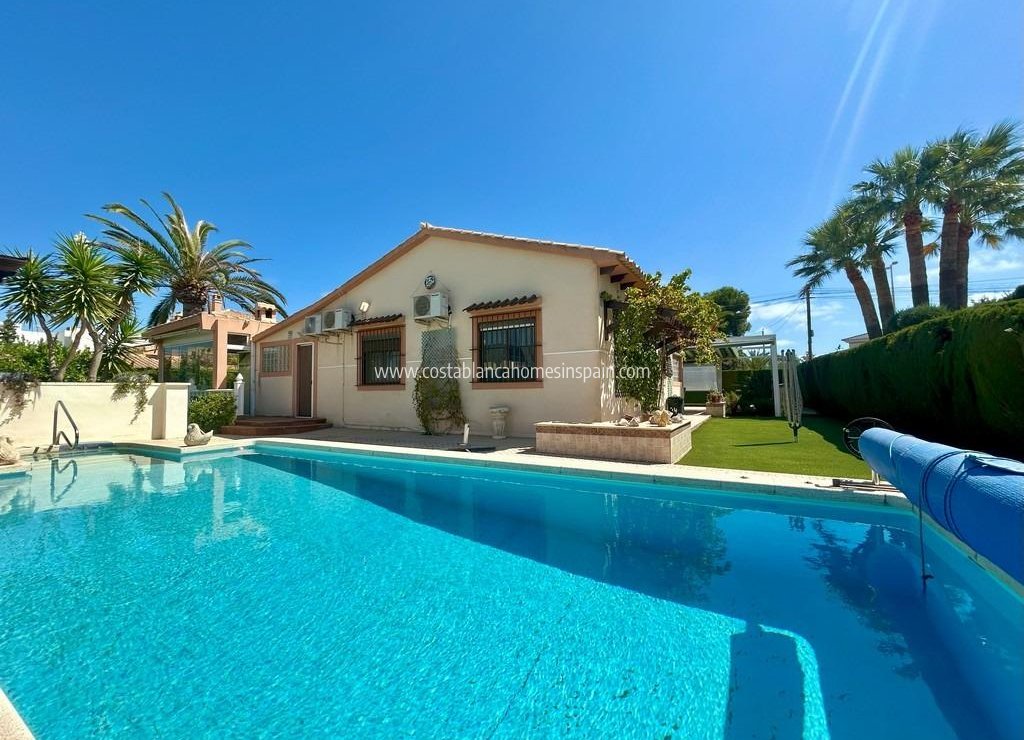 Re-salg - Detached Villa - Orihuela Costa - Cabo Roig
