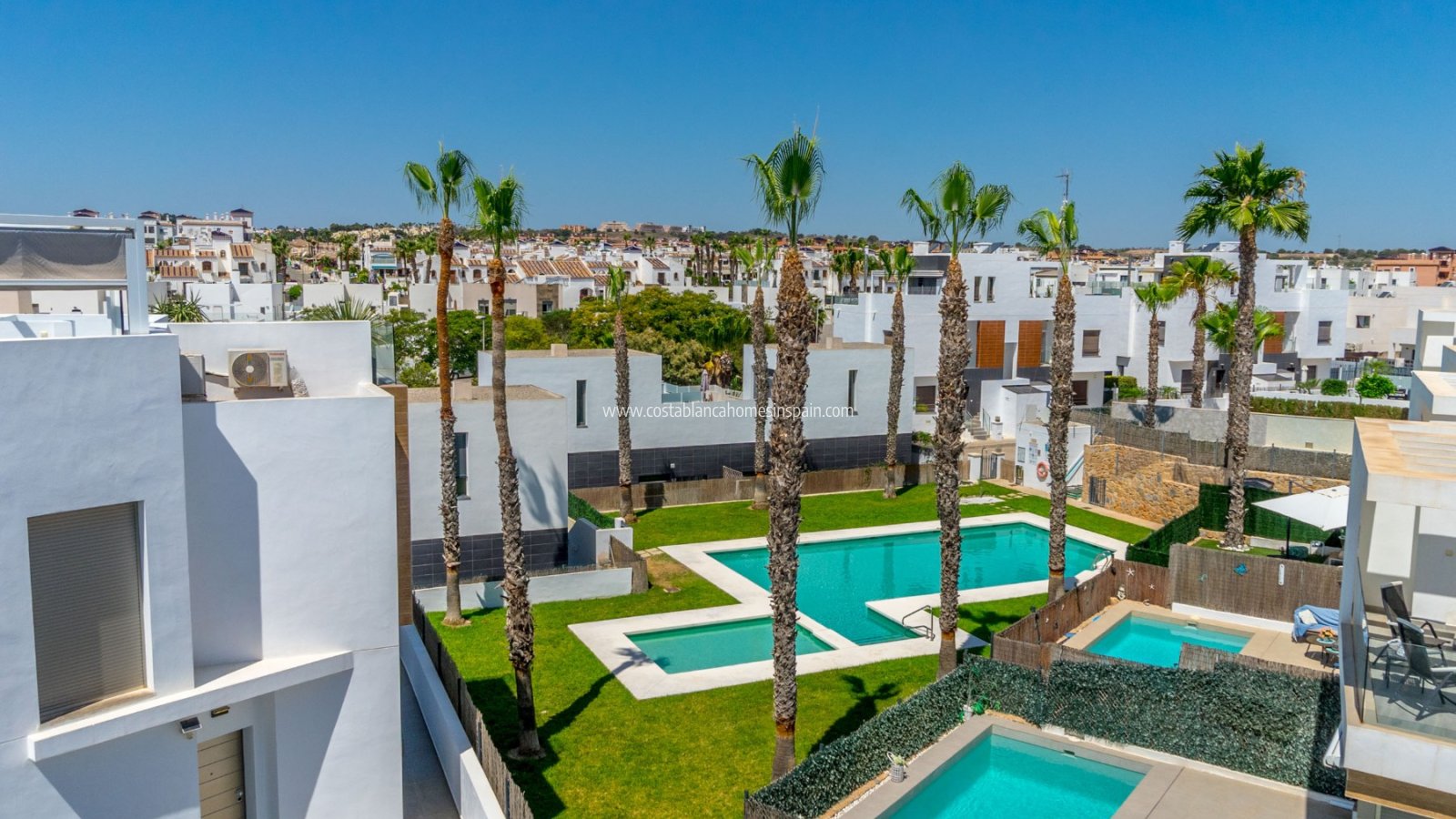 Re-salg - Detached Villa - Orihuela Costa - Villamartin