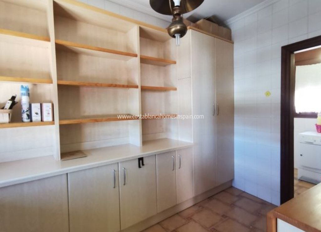 Re-salg - Detached Villa - Orihuela