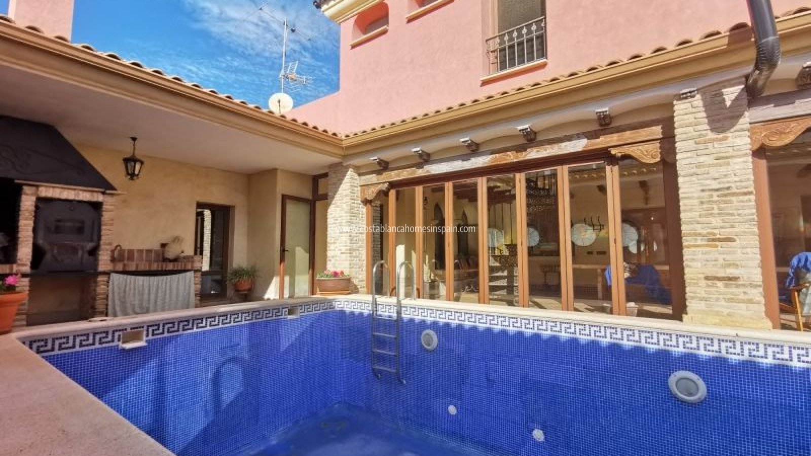 Re-salg - Detached Villa - Orihuela