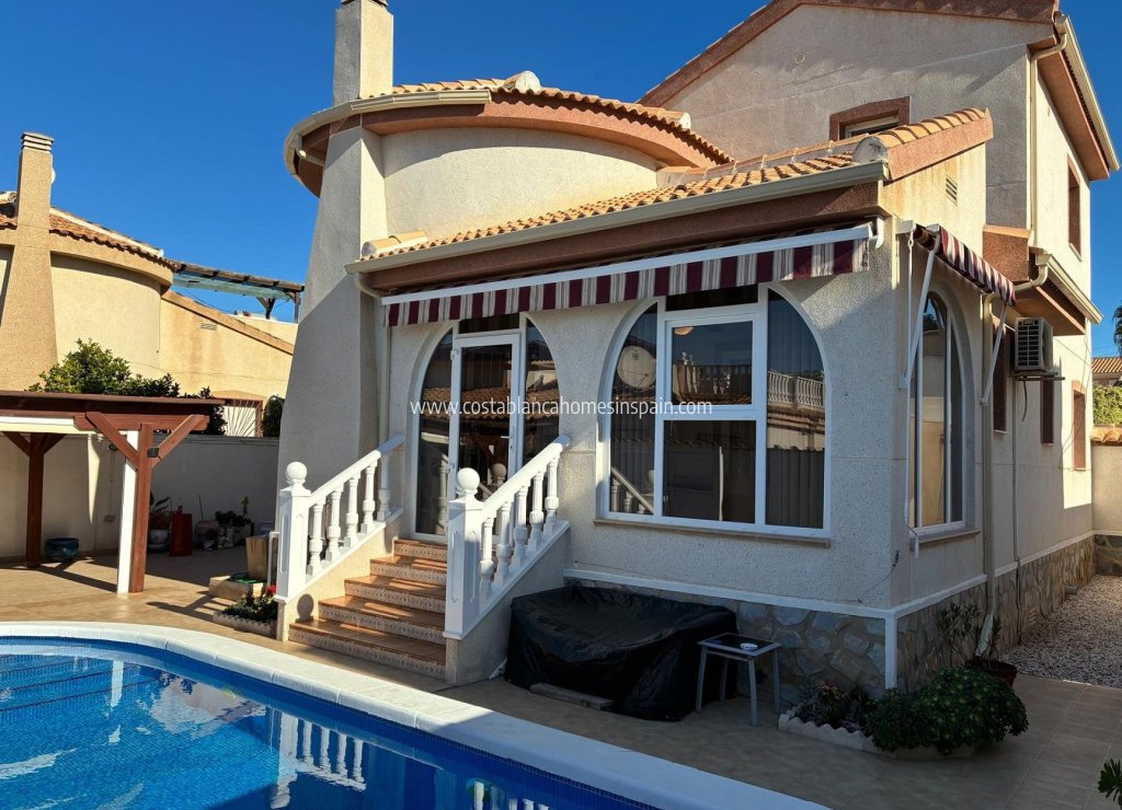 Re-salg - Detached Villa - Rojales