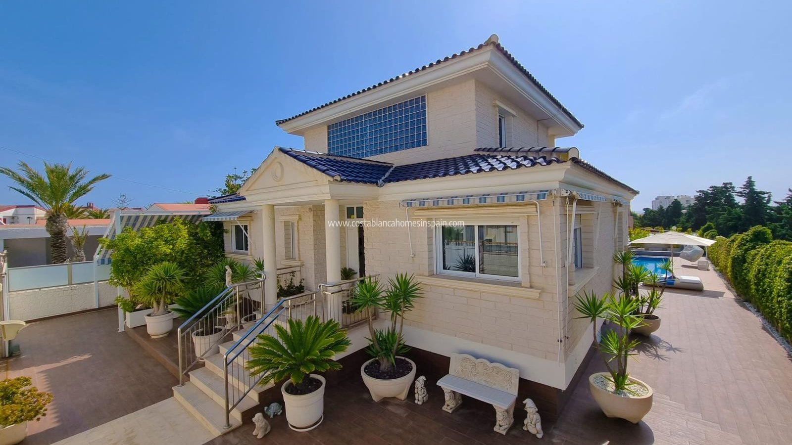 Re-salg - Detached Villa - Torrevieja - La Mata