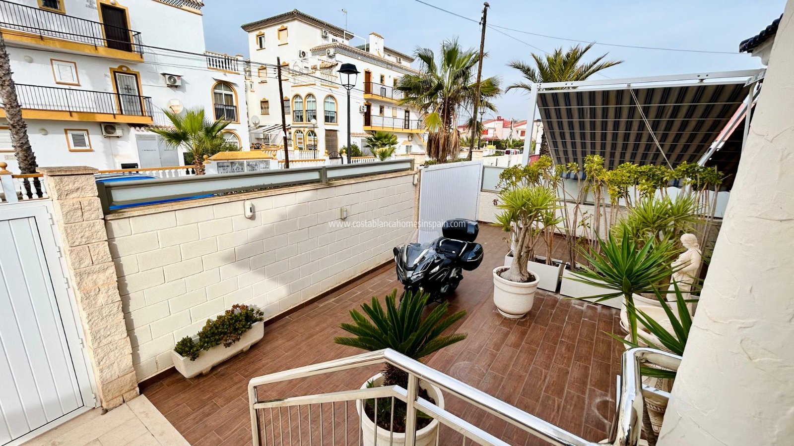 Re-salg - Detached Villa - Torrevieja - La Mata