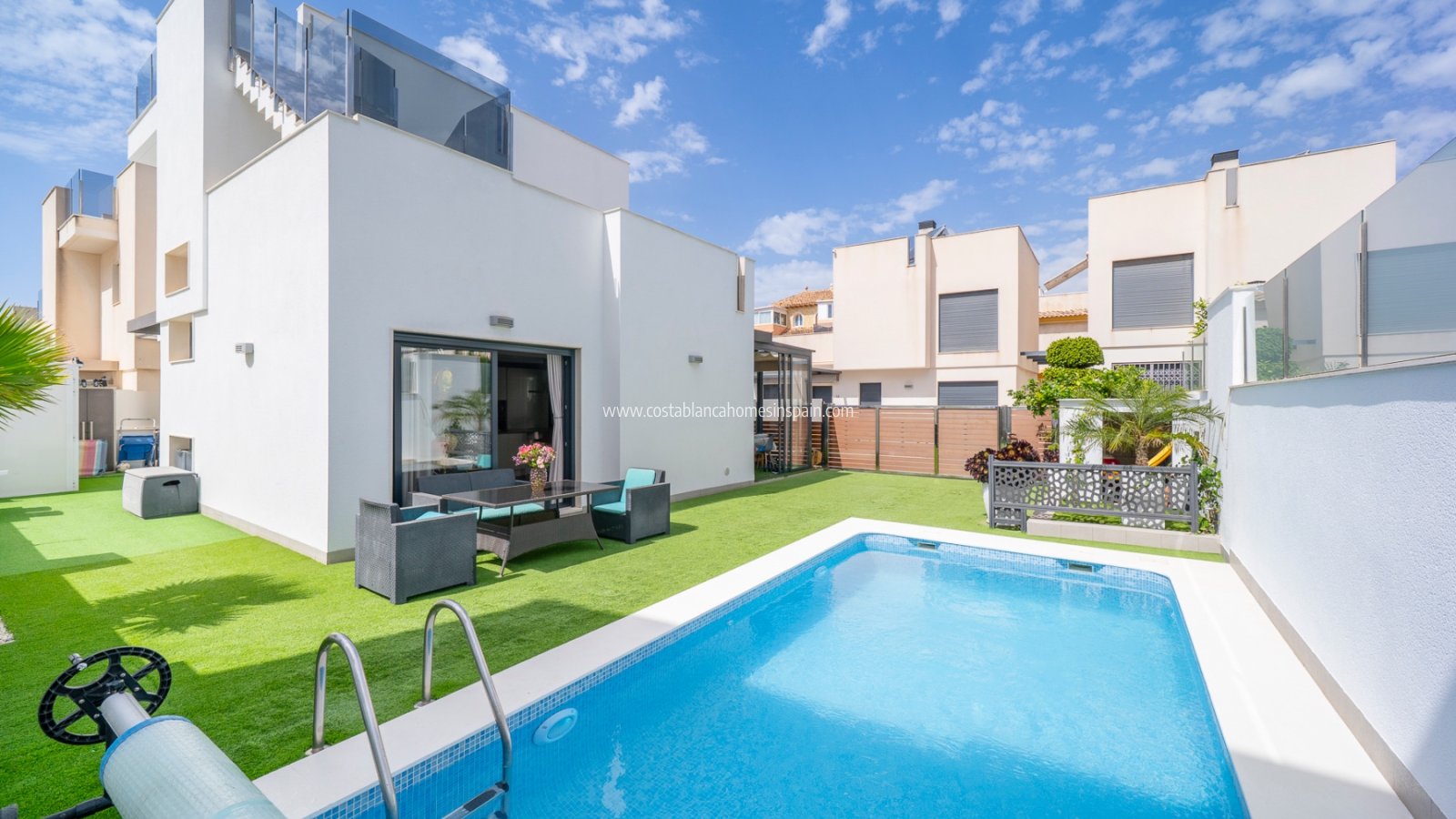 Re-salg - Detached Villa - Torrevieja