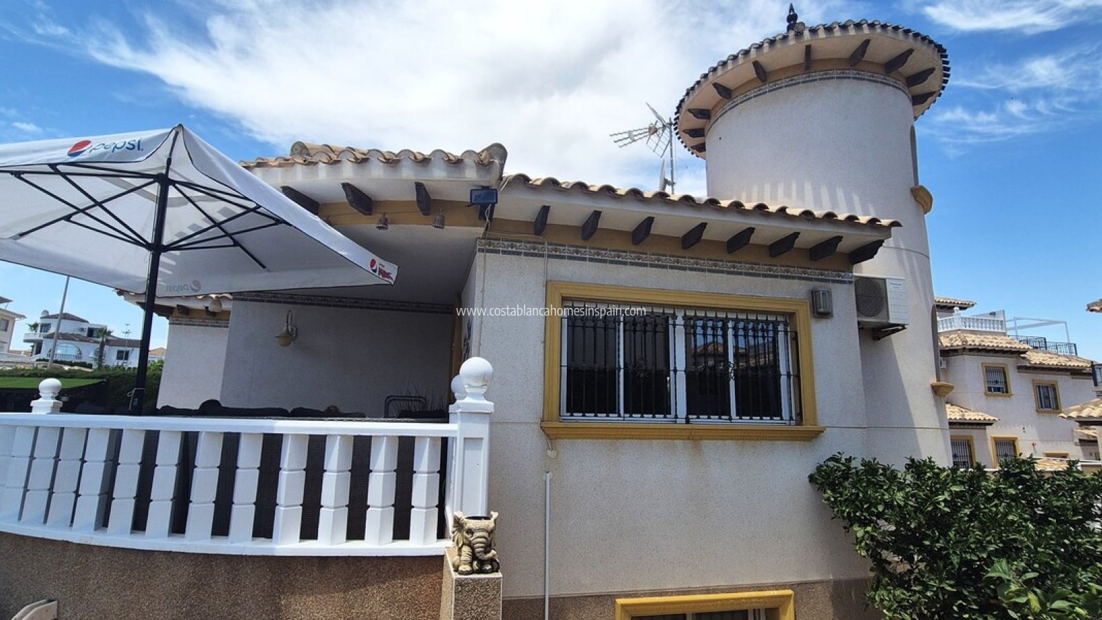 Re-salg - Detached Villa - Villamartin - Costa Blanca