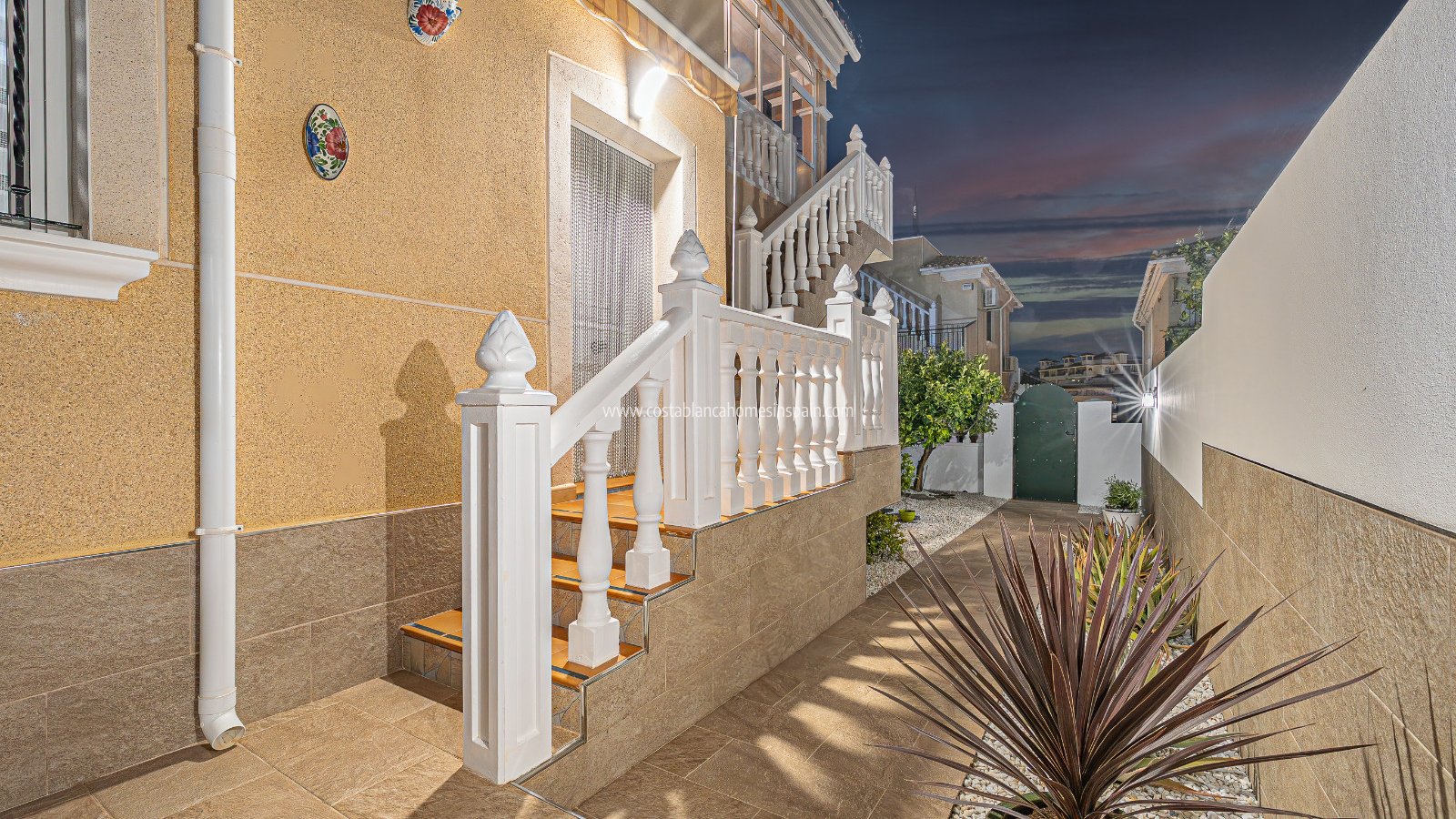 Re-salg - Detached Villa - Villamartin - Montegolf