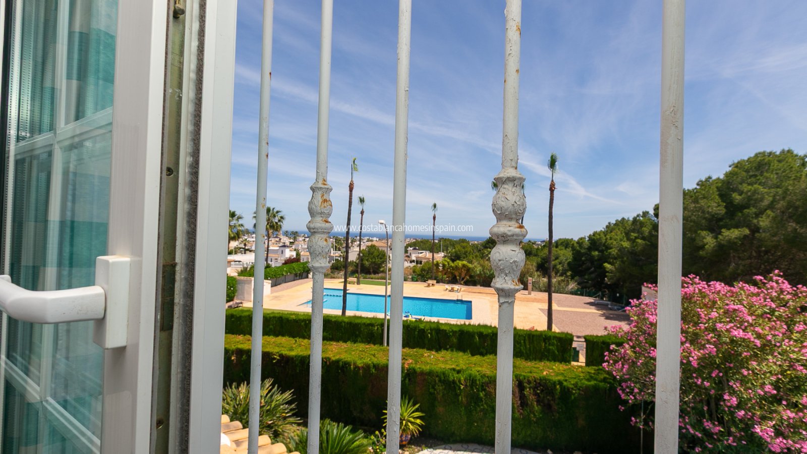 Re-salg - Detached Villa - Villamartin - Rioja