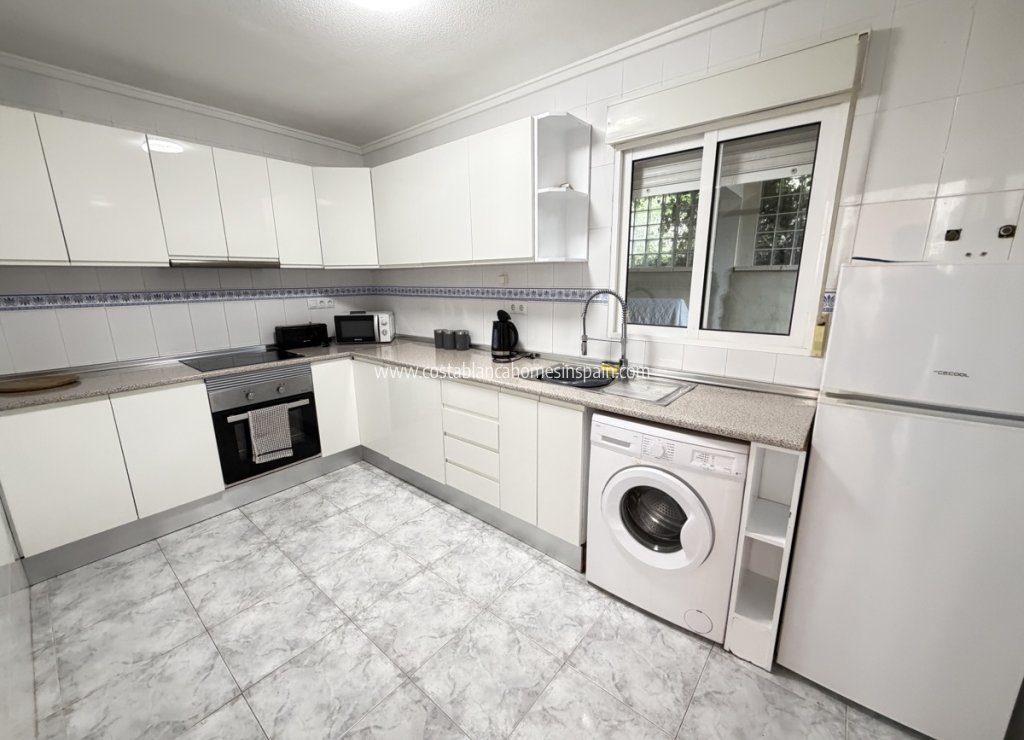 Re-salg - Detached Villa - Villamartin