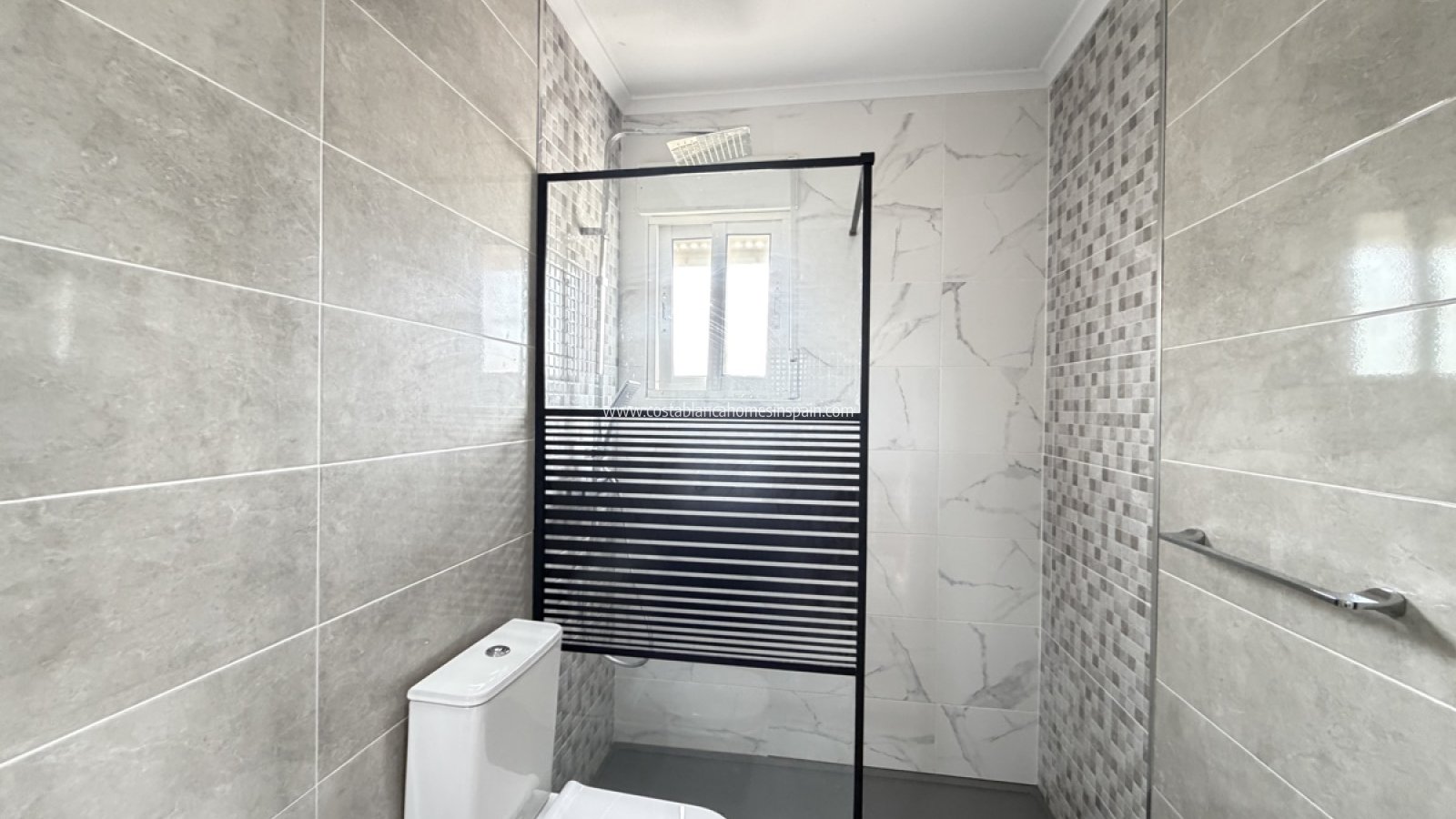 Re-salg - Detached Villa - Villamartin
