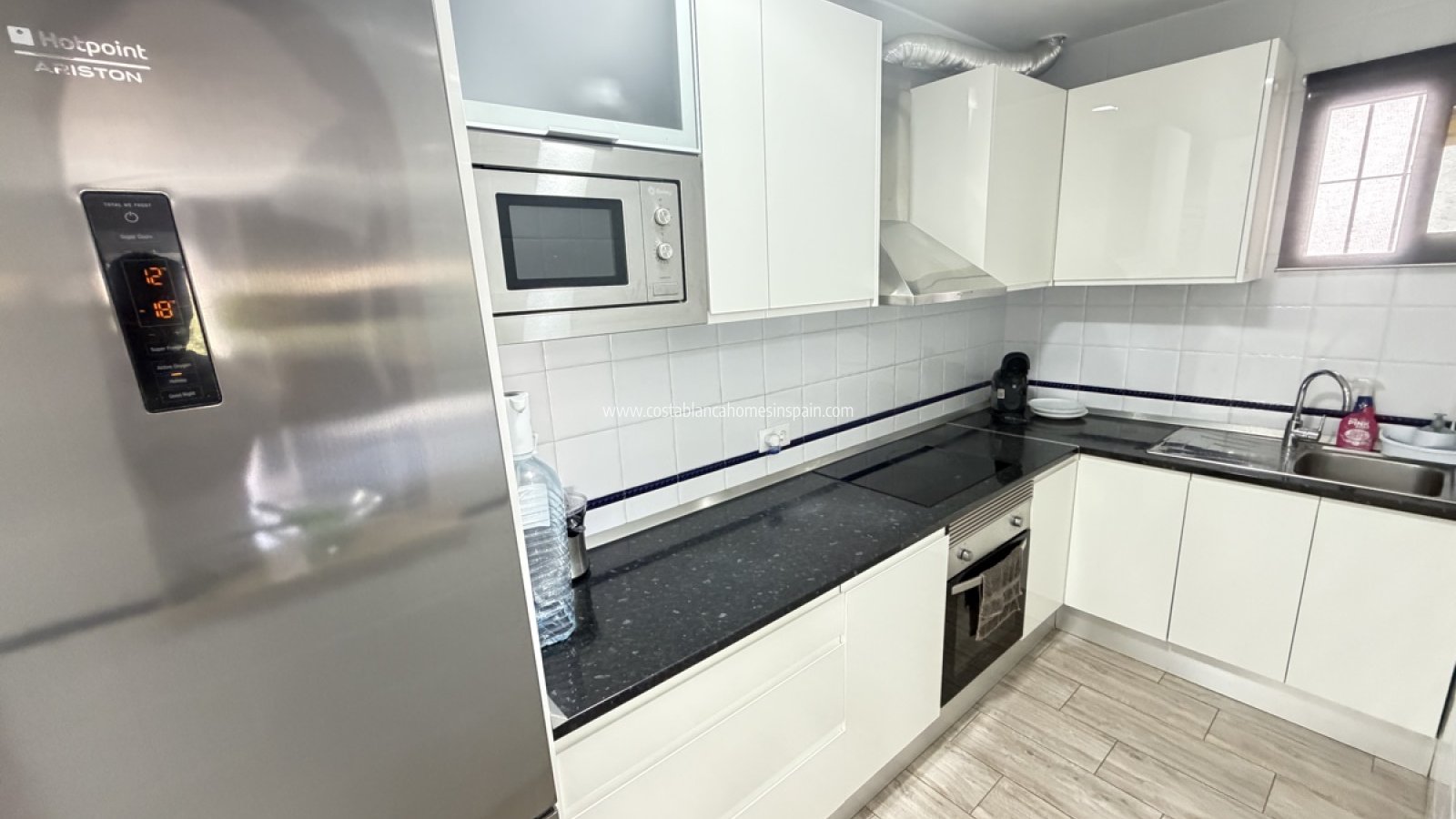 Re-salg - Detached Villa - Villamartin